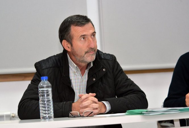 5627221864-20151020-diegotorrado-pleno-concello-de-barro-3-